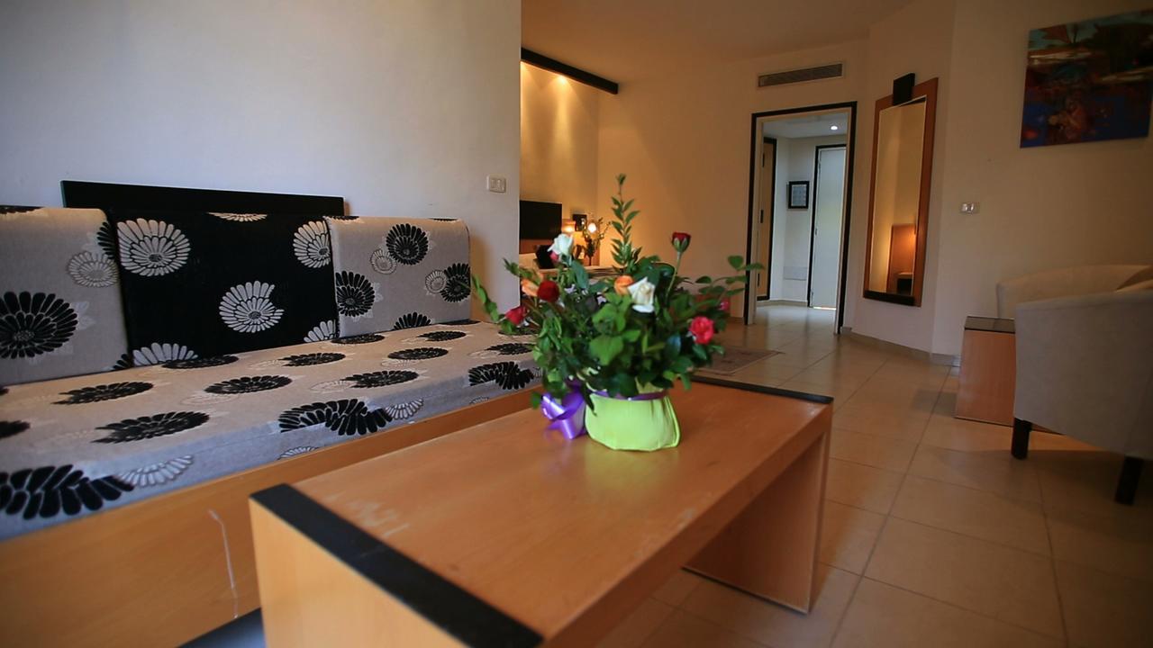 Hotel Les Palmiers Монастир Экстерьер фото