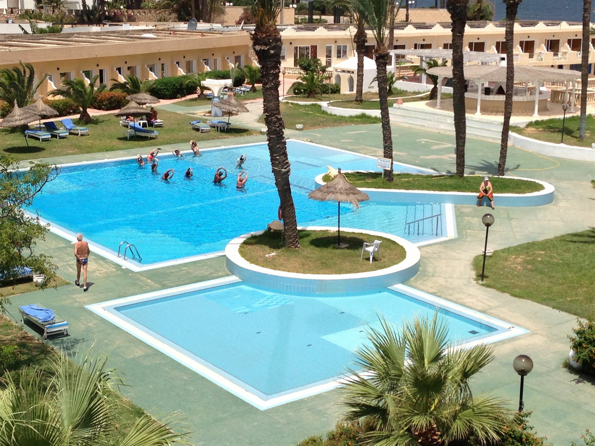 Hotel Les Palmiers Монастир Экстерьер фото