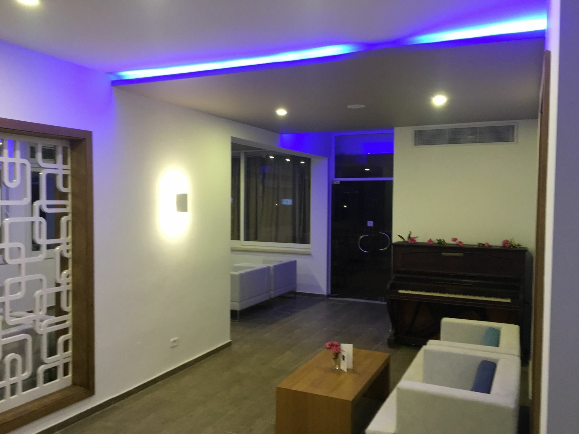 Hotel Les Palmiers Монастир Экстерьер фото